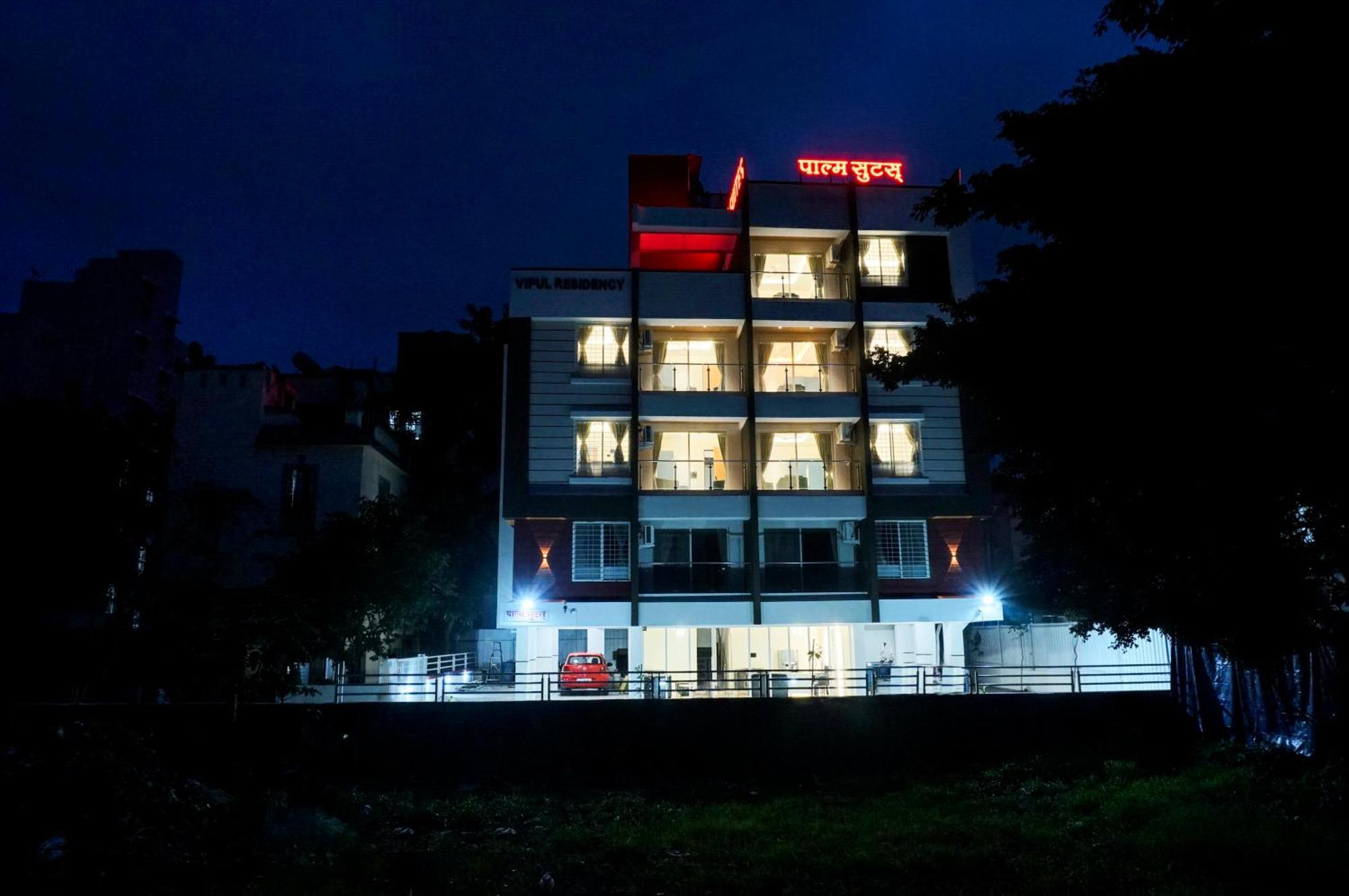Palm Suites Baner- Indian Nationals Only Pune Exteriör bild