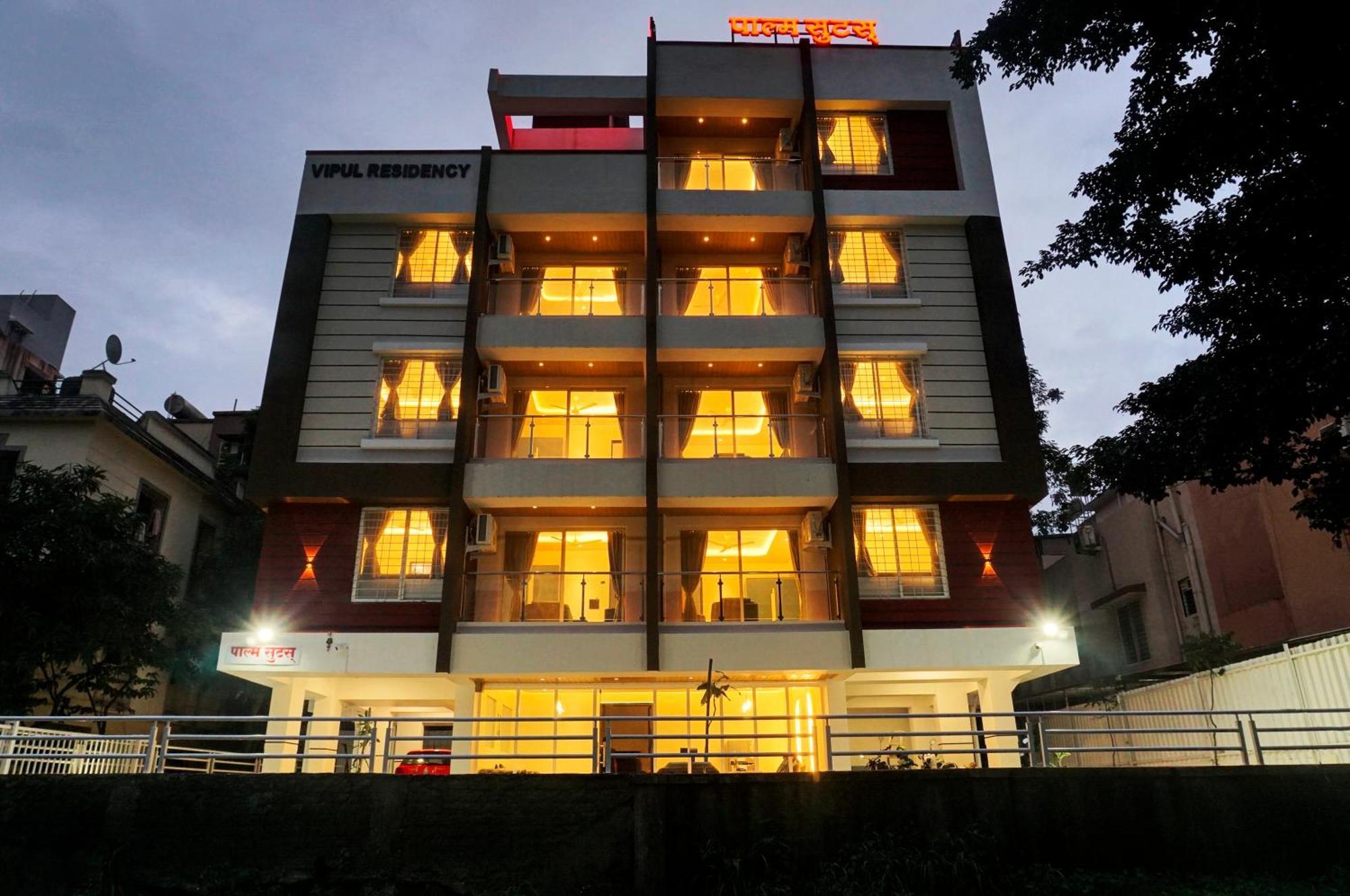 Palm Suites Baner- Indian Nationals Only Pune Exteriör bild