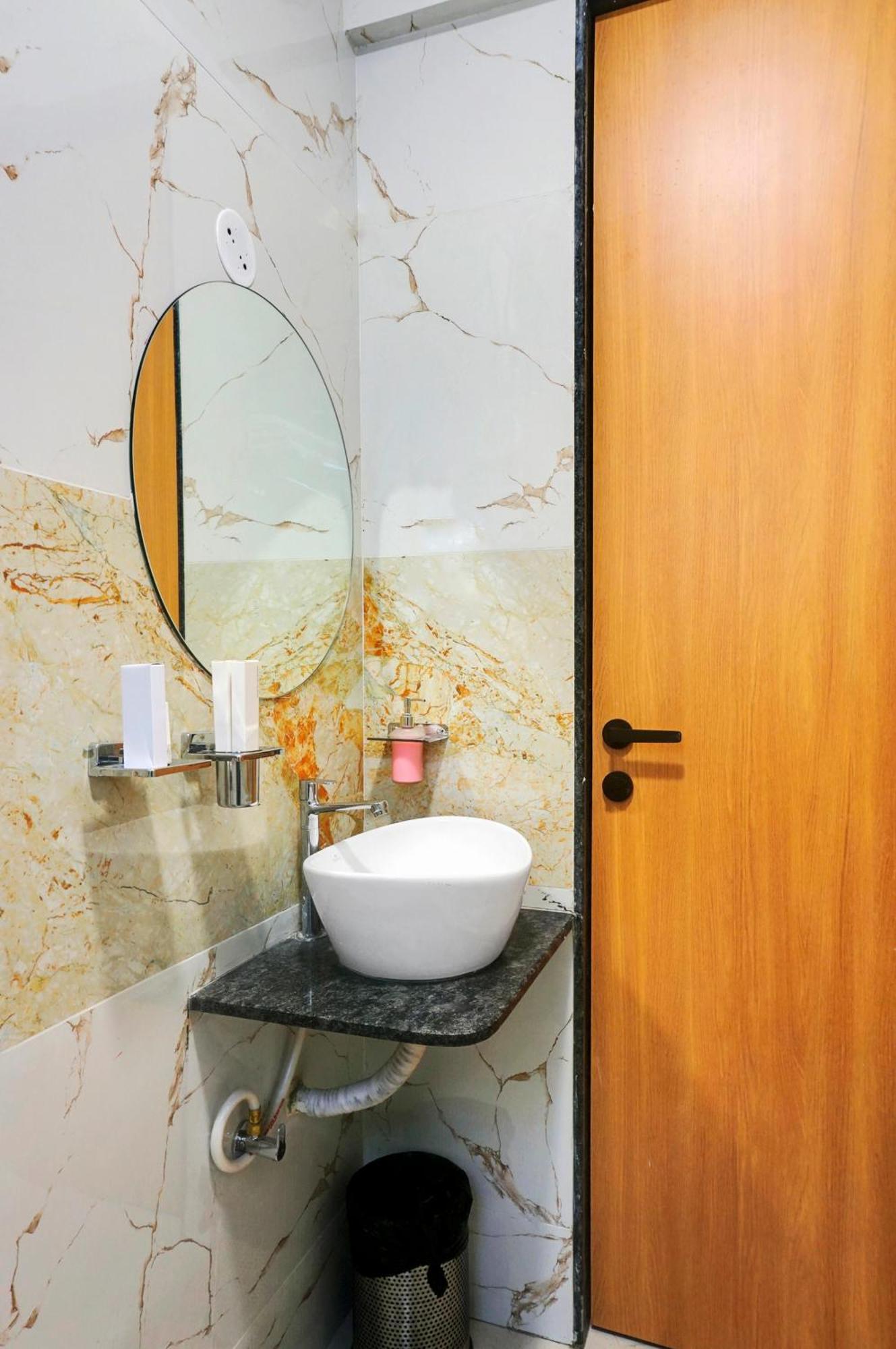 Palm Suites Baner- Indian Nationals Only Pune Exteriör bild
